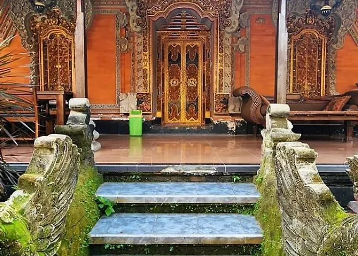 Stana Puri Gopa Sanur (Bali)